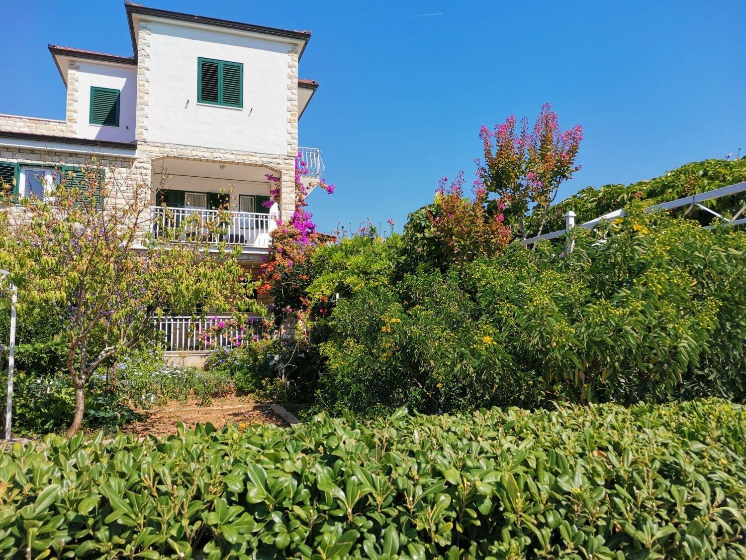 Apartments Srdan Vinišće Esterno foto