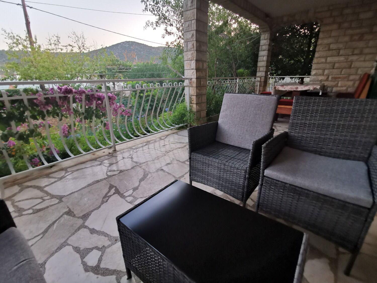 Apartments Srdan Vinišće Esterno foto
